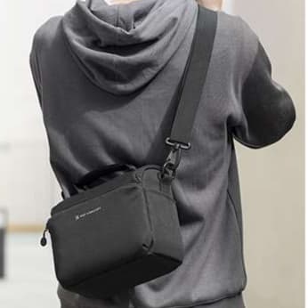 カメラ バッグ 撮影師の相棒 多機能防水カメラバッグ