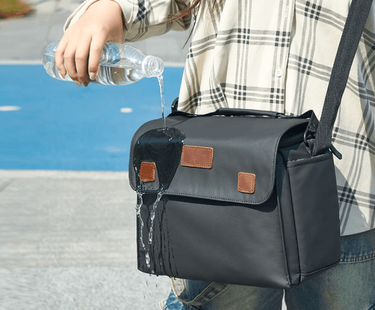 カメラ バッグ 撥水機能付き多機能カメラバッグ